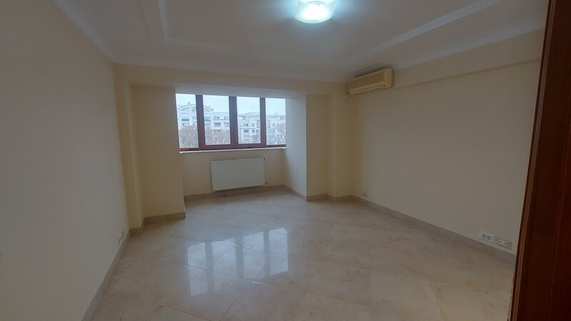 Unirii Fantani, inchiriere 3 camere nemobilate