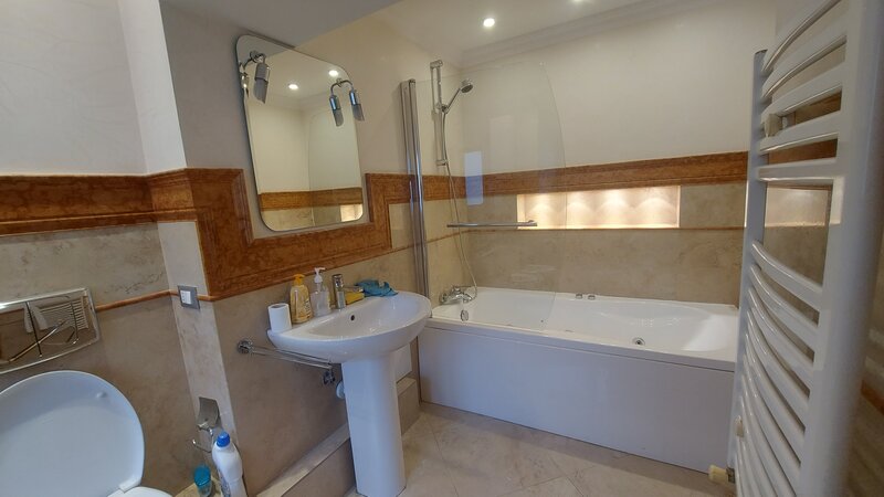 Unirii Fantani, inchiriere 3 camere nemobilate